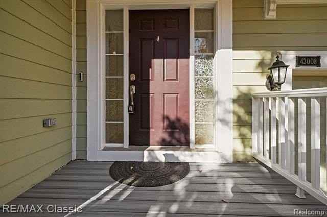 43008 Emerson Way - Photo 3 of 36
