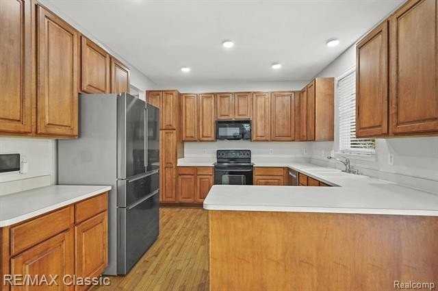 43008 Emerson Way - Photo 7 of 36