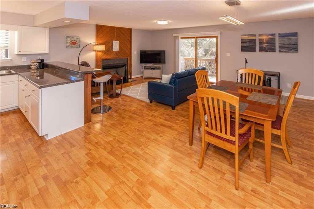 3065 Cape Henry Ct - Photo 6 of 40