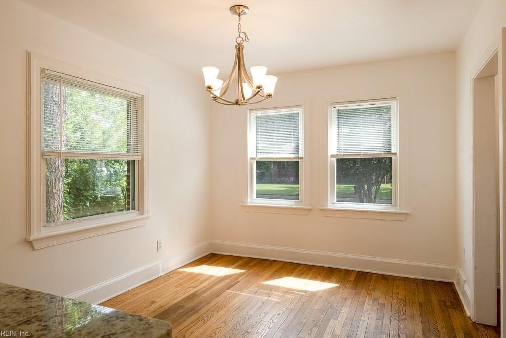 124 Armstrong St - Photo 6 of 30
