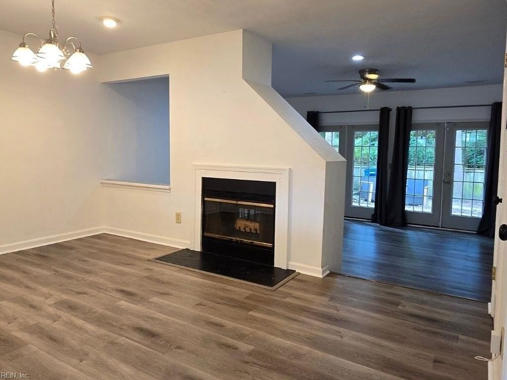 744 S Lake Cir - Photo 4 of 12