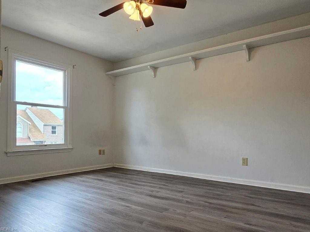 744 S Lake Cir - Photo 7 of 12