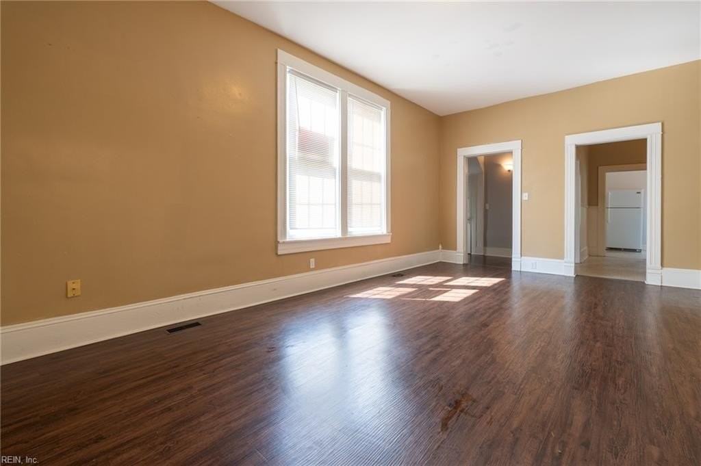 204 Finney Ave - Photo 6 of 44