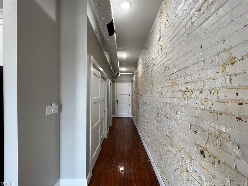 208 23rd St #212 - Photo 5 of 13