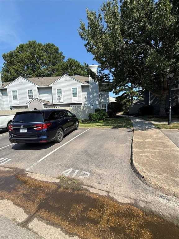 4558 Genoa Cir #SUIT - Photo 2 of 15