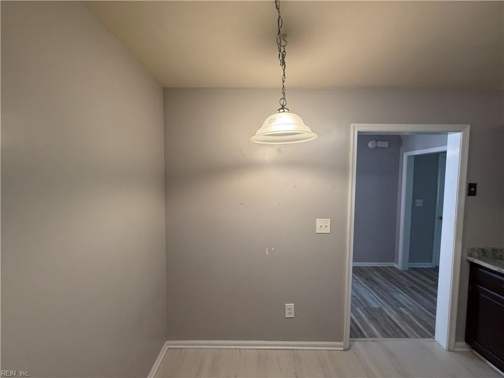 502 Kempsville Greens Ct - Photo 4 of 22