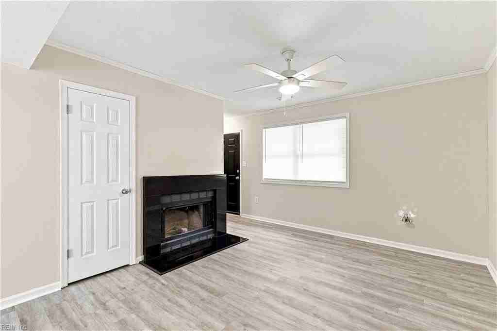 13 Betty Lee Pl - Photo 4 of 17
