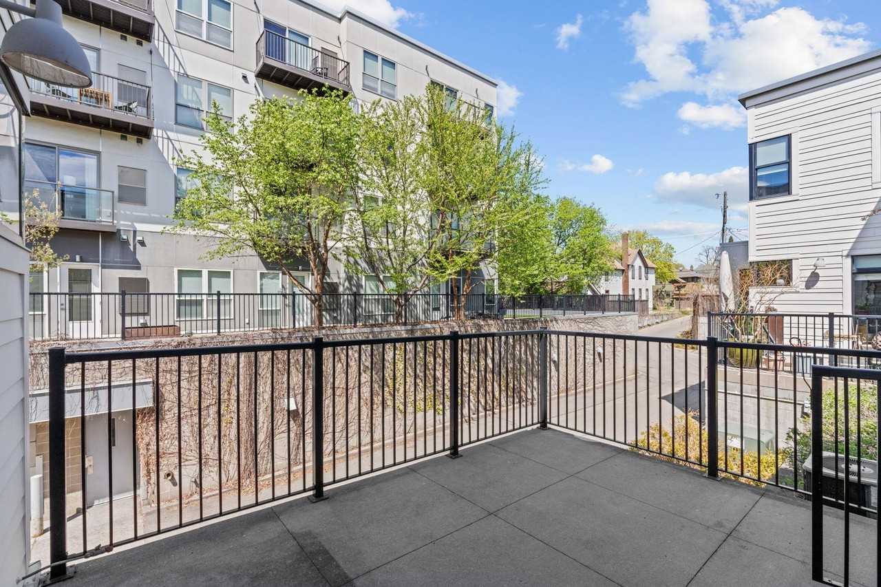 2818 Aldrich Ave S #5 - Photo 6 of 50