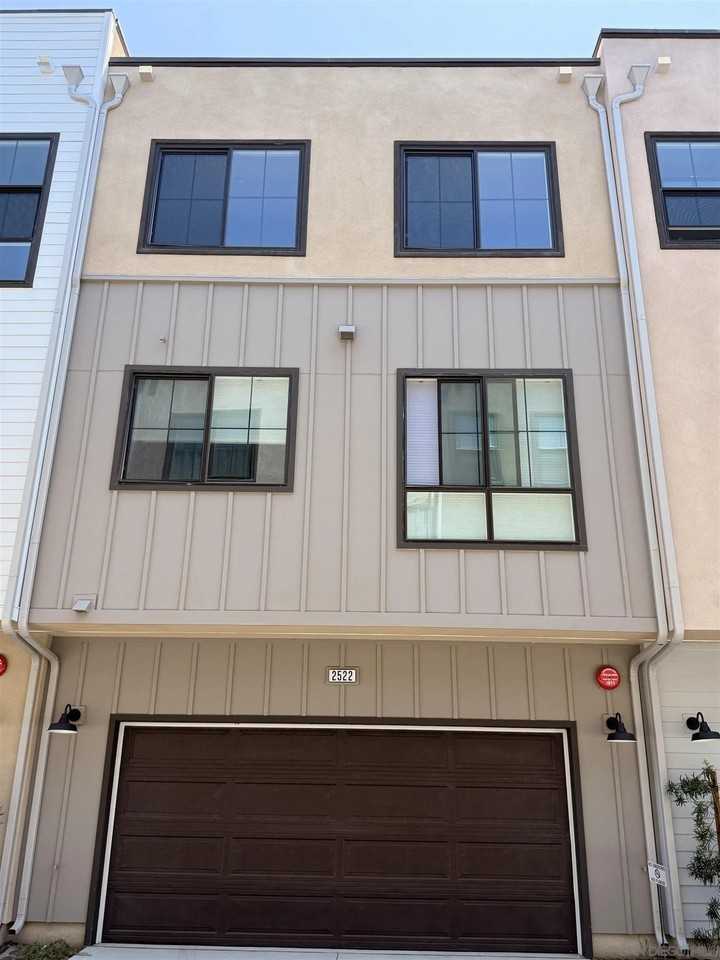 2522 Thyme Way - Photo 2 of 21