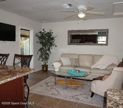 1833 Oakwood Trl - Photo 2 of 11