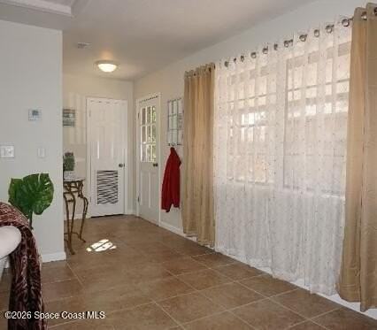 1833 Oakwood Trl - Photo 3 of 11