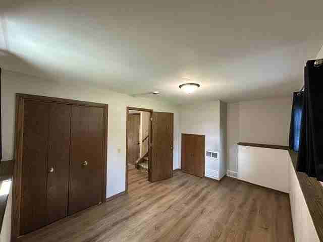206 Thompson St - Photo 7 of 13