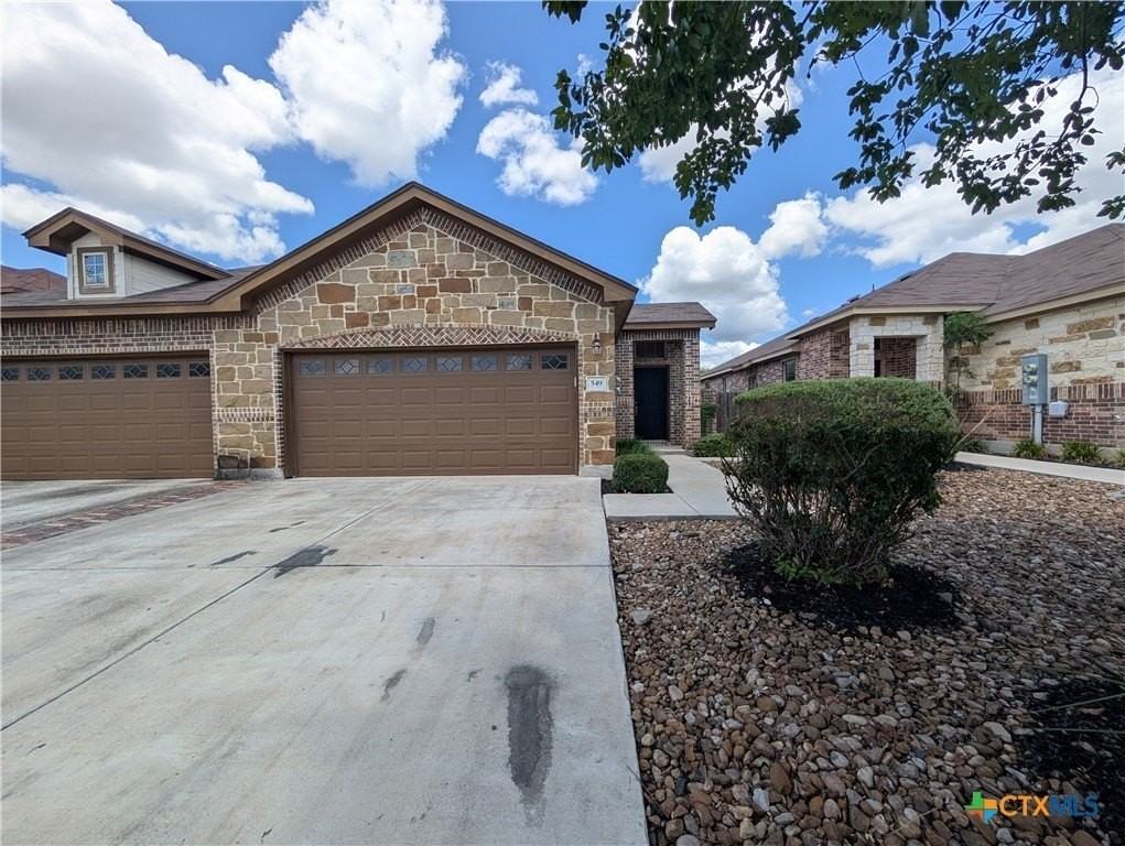 549 Creekside Frst - Photo 2 of 33