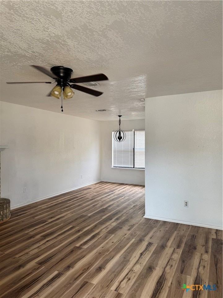 2509 Schulze Dr - Photo 4 of 31