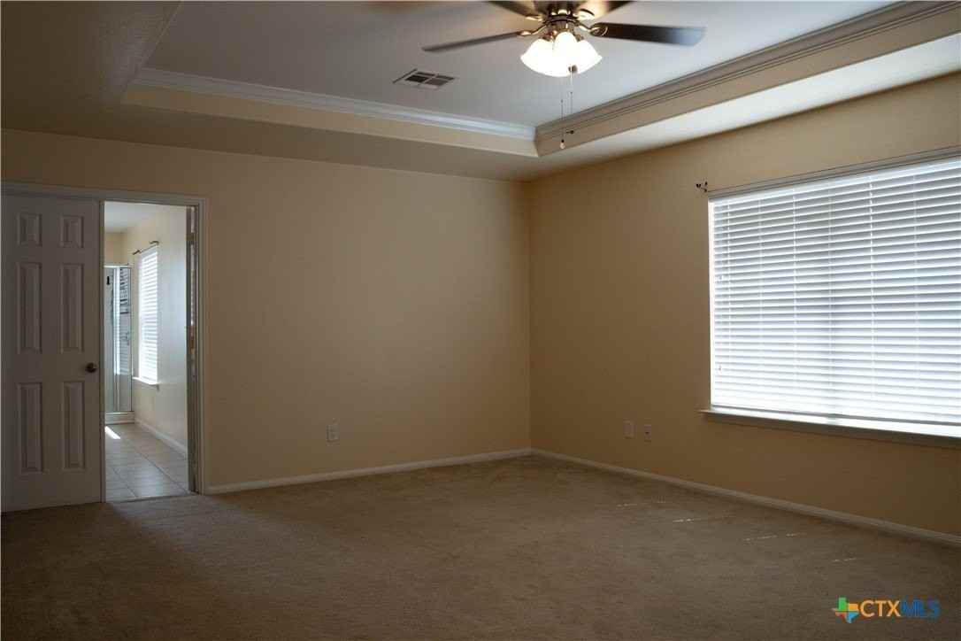 711 Taurus Dr - Photo 5 of 9