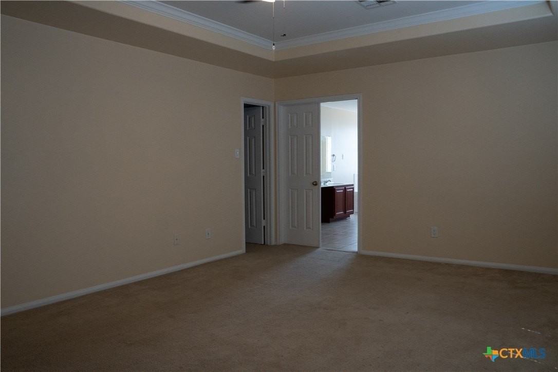 711 Taurus Dr - Photo 6 of 9