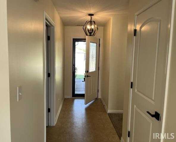 5685 Riverwalk Cir - Photo 3 of 15