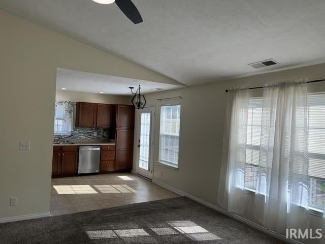 5685 Riverwalk Cir - Photo 4 of 15