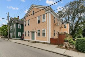 featured image of 36 Farewell St #5