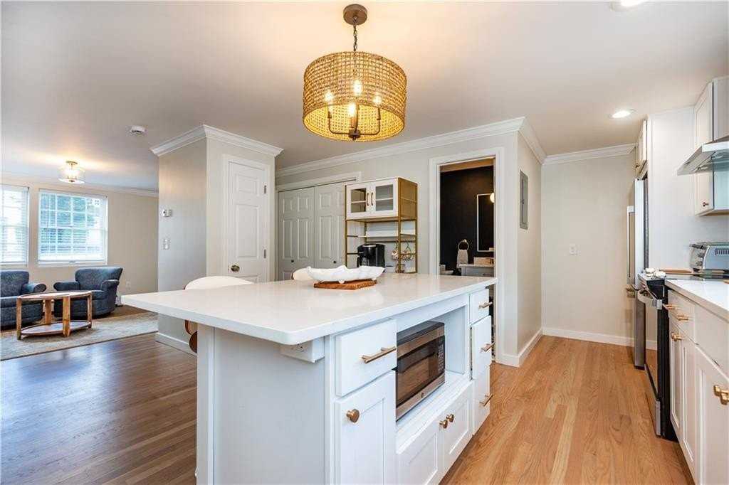 259 Gibbs Ave #6 - Photo 6 of 24