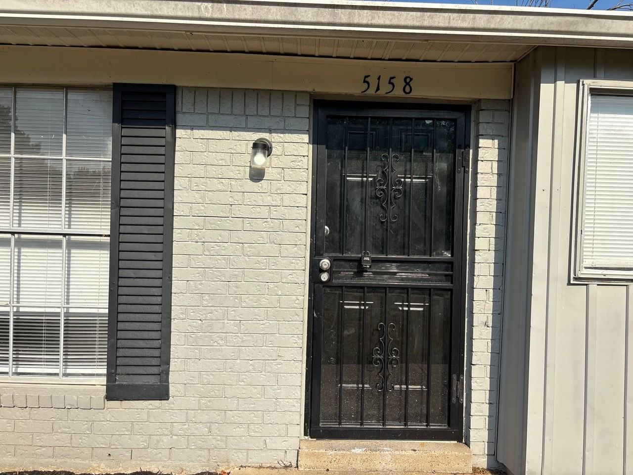 5158 Breckenwood Dr - Photo 4 of 17