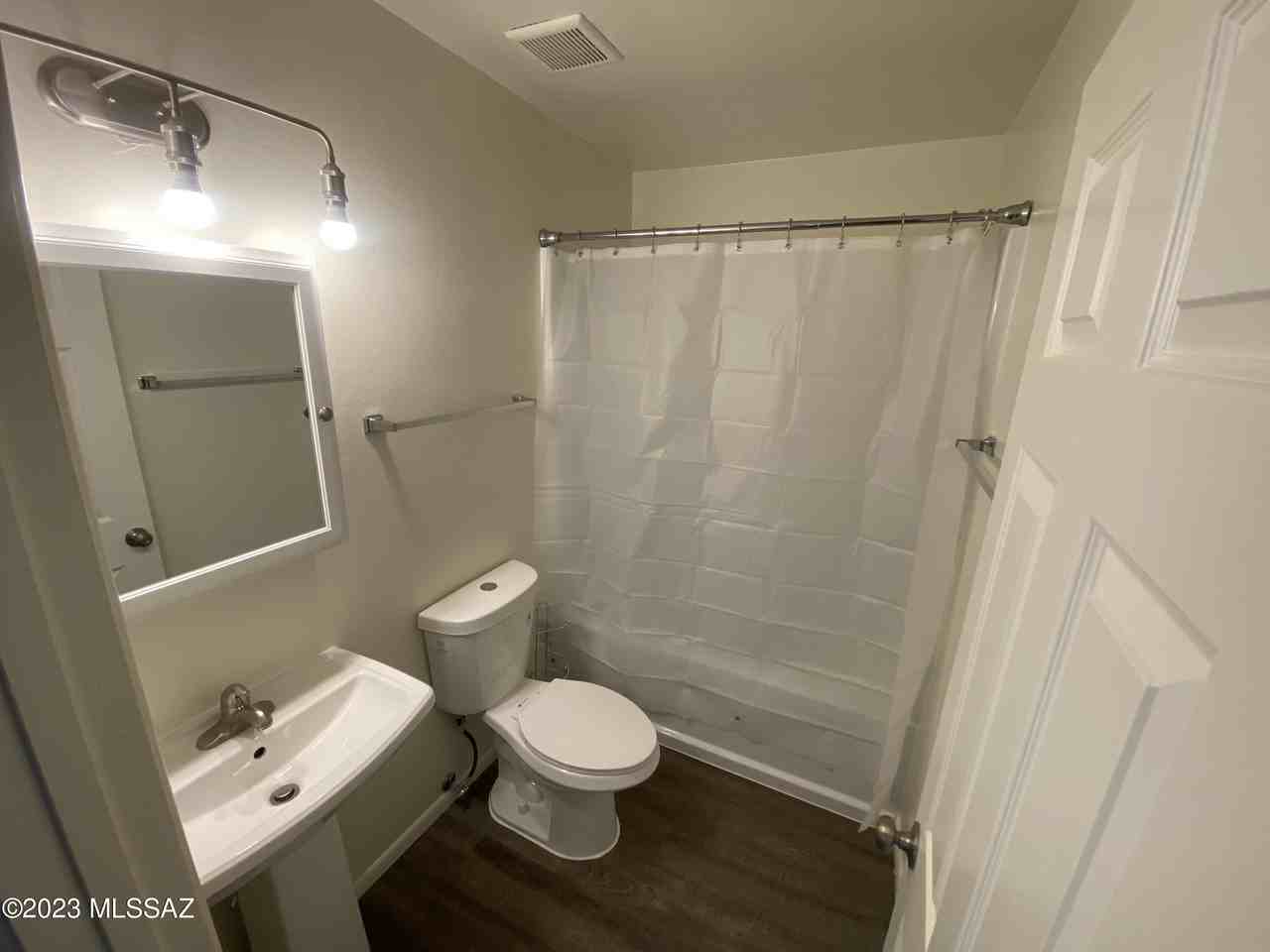 3325 E Blacklidge Dr #3325 - Photo 6 of 16