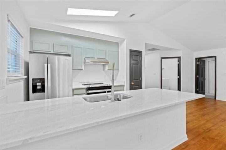 4517 Eltham Park - Photo 4 of 28