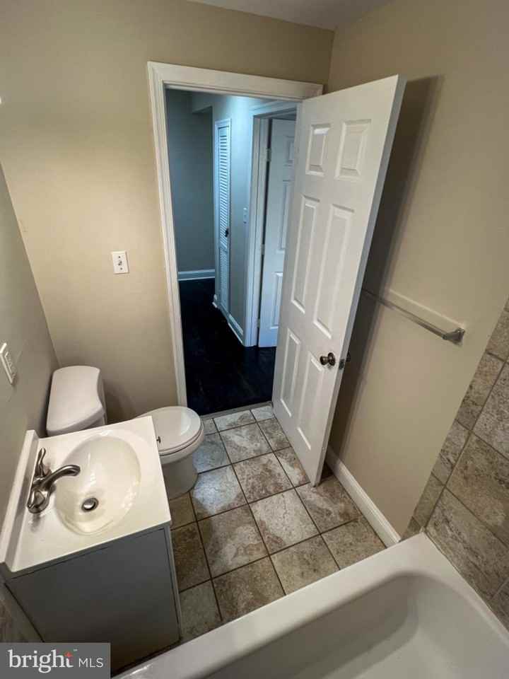5501 Foote St Ne - Photo 6 of 13