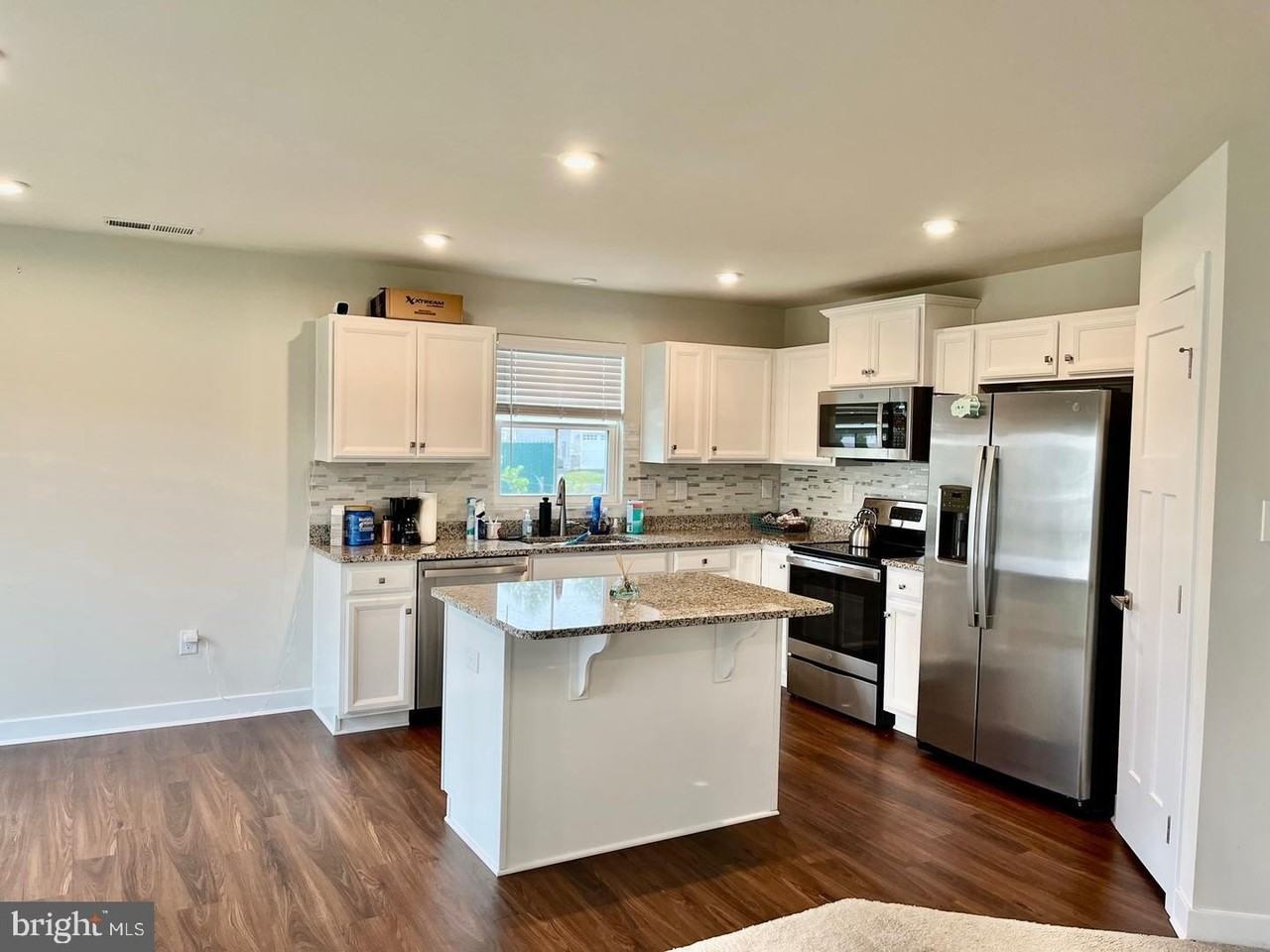 506 Mifflin Way #72 - Photo 5 of 14