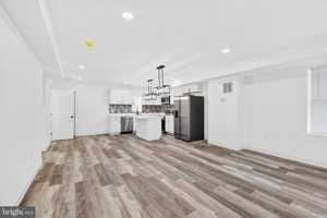 featured image of 2500 W Franklin St