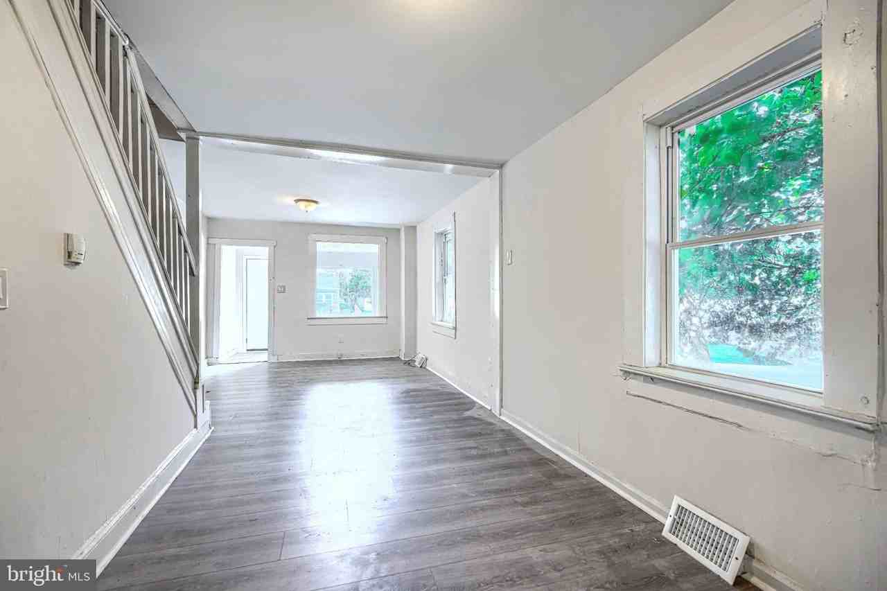 7621 Cypress Ave - Photo 7 of 18