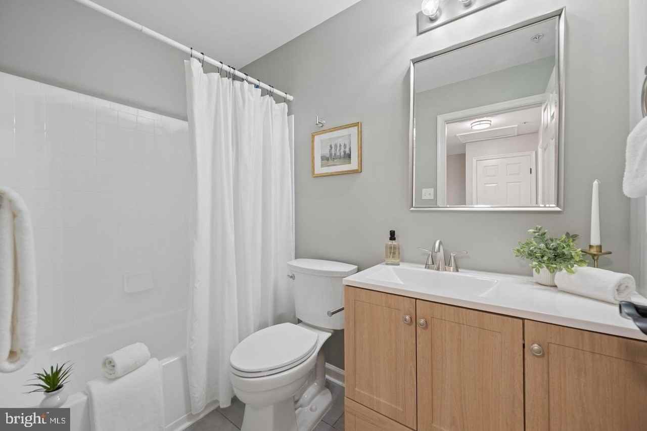 6510 Daytona Ct Unit E #204 - Photo 6 of 13