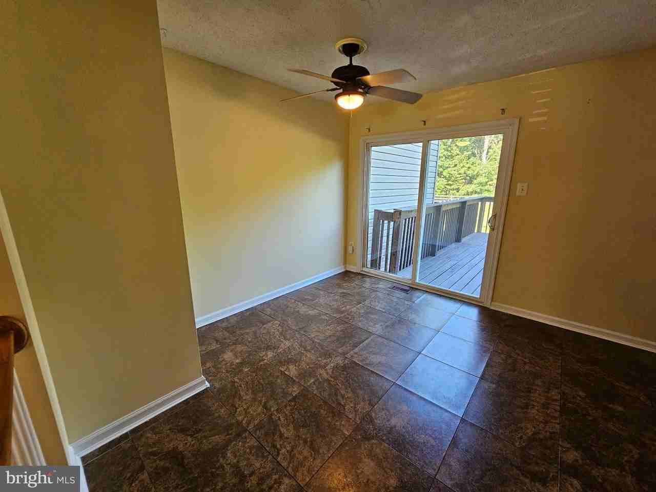 4927 Bristle Cone Cir - Photo 5 of 22