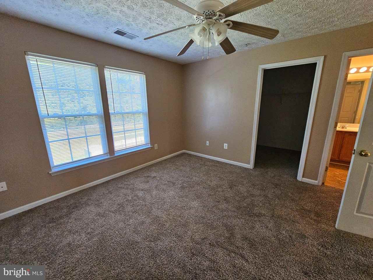 4927 Bristle Cone Cir - Photo 7 of 22
