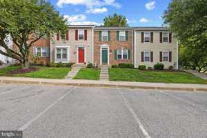 featured image of 6082 Majors Ln