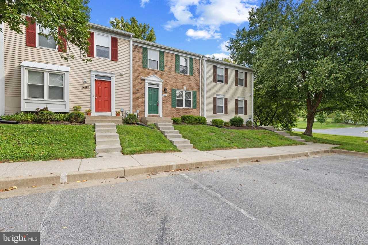 6082 Majors Ln - Photo 2 of 29