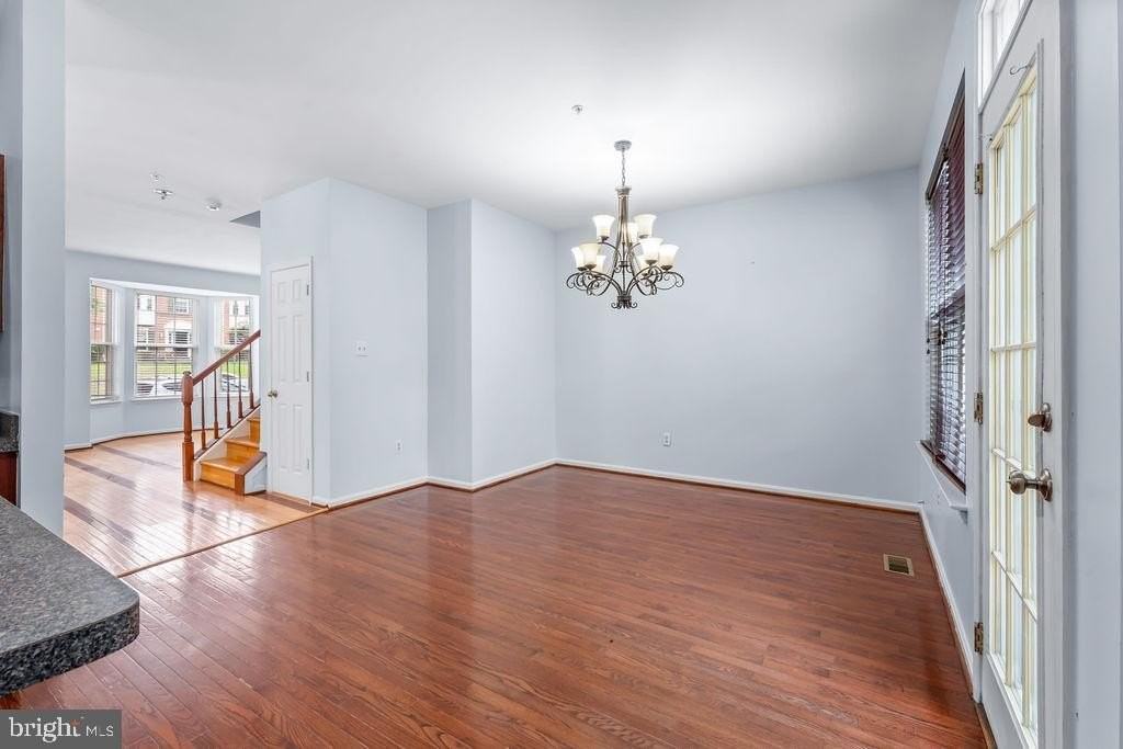 10010 Juniper Dr - Photo 3 of 25