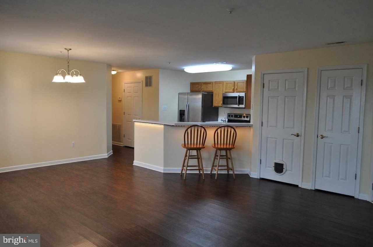 2014 Windsong Dr #1B - Photo 7 of 9