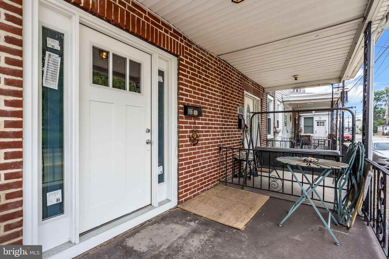 916 Jersey Ave - Photo 3 of 21