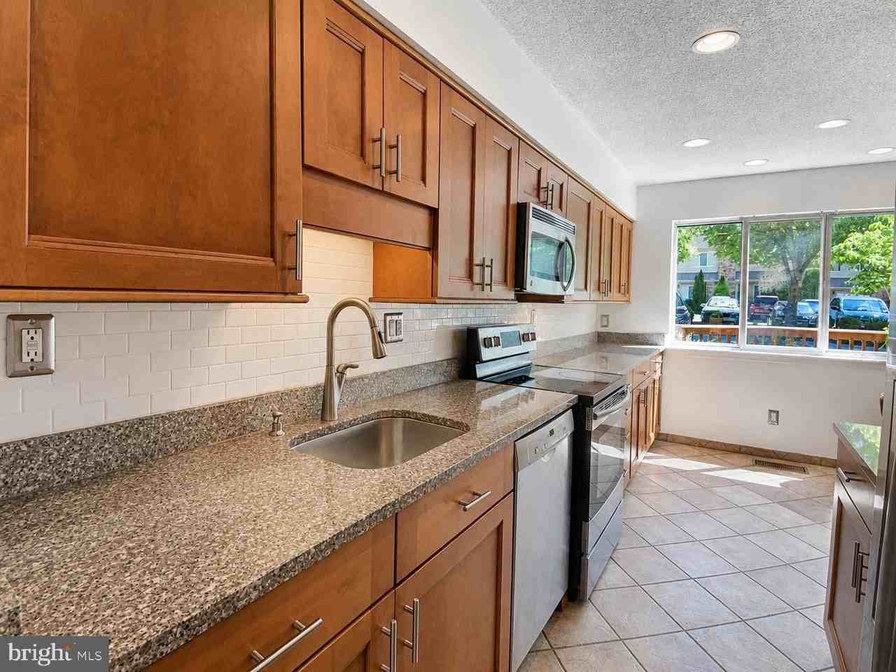 326 Brigade Ct - Photo 5 of 31