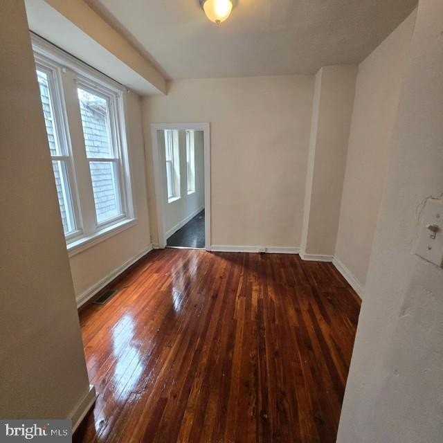 4828 N Palethorp St - Photo 4 of 7