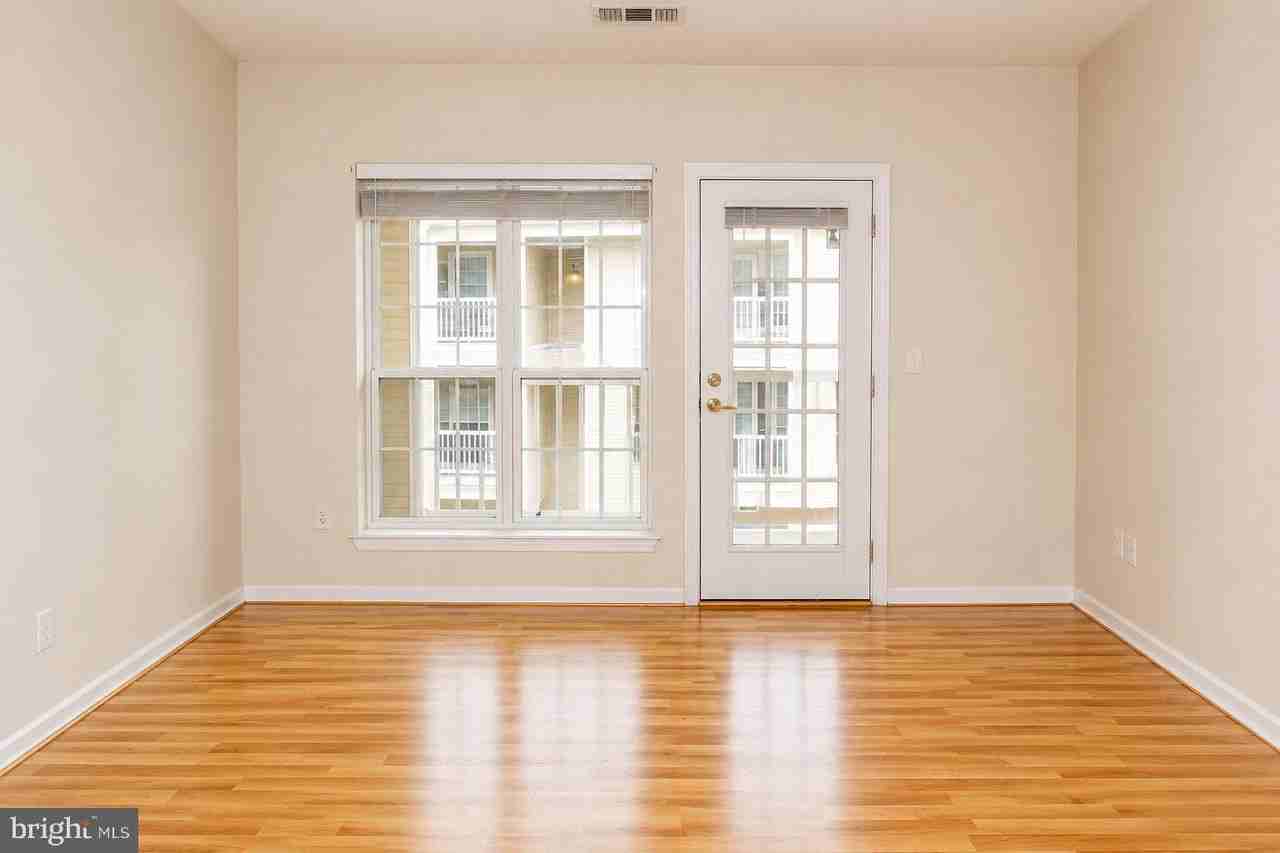 4551 Strutfield Ln #4416 - Photo 5 of 9