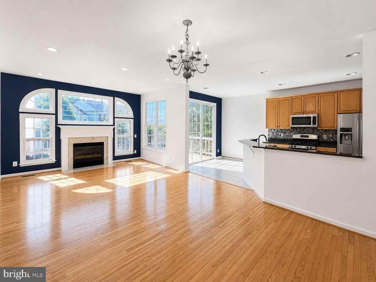 5115 Sapphire Sky Ln - Photo 2 of 37