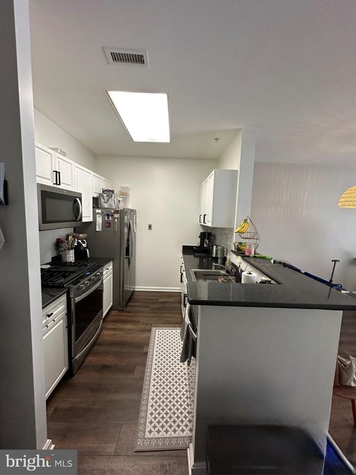 2726 Gallows Rd #113 - Photo 3 of 15