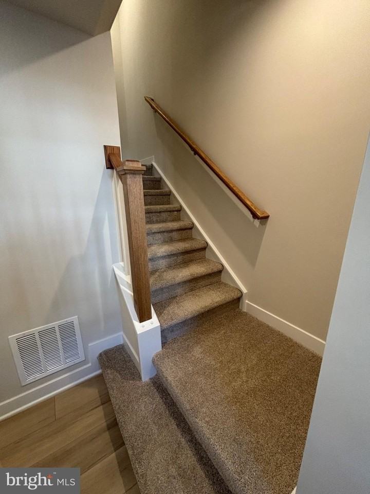 4362 Southerby Dr - Photo 6 of 44