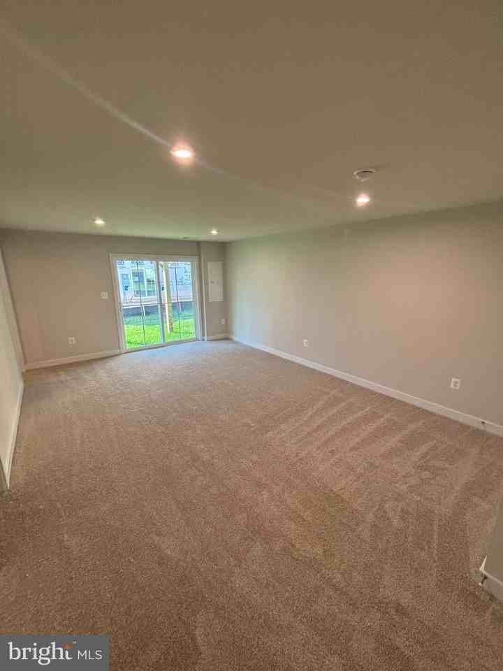 4362 Southerby Dr - Photo 7 of 44