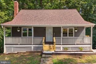 5 Huntington Dr - Photo 1 of 1