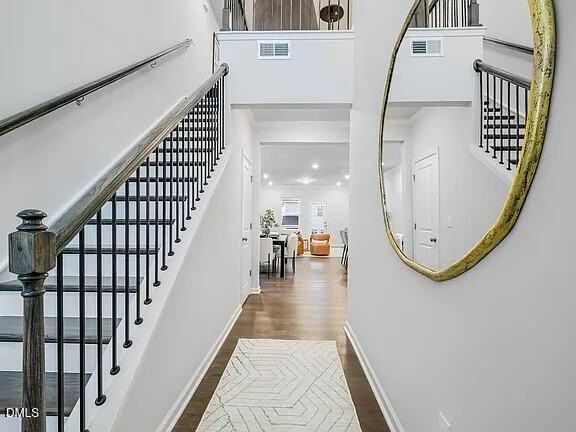 292 Beachcomber Dr - Photo 4 of 34