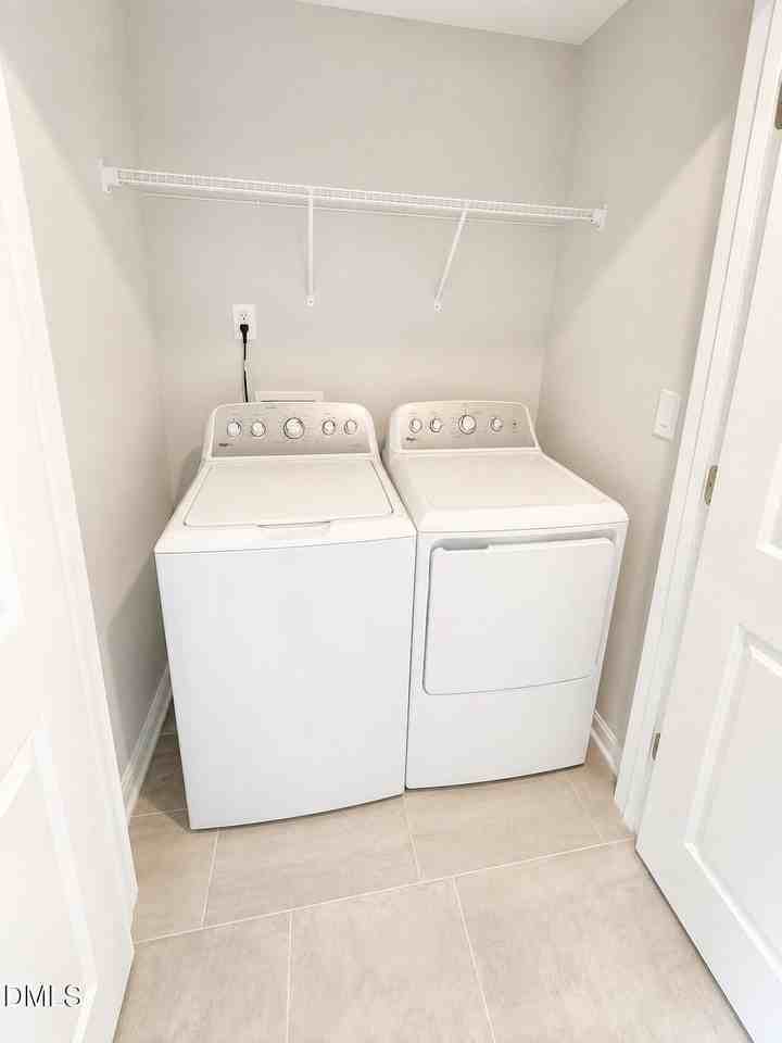 640 Gimari Dr - Photo 2 of 10
