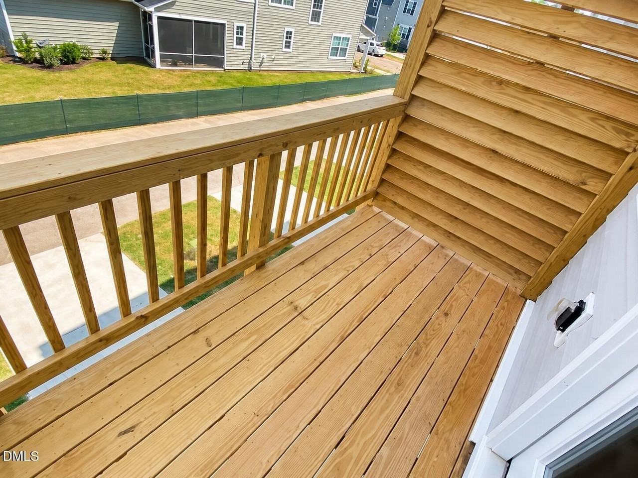 640 Gimari Dr - Photo 3 of 10